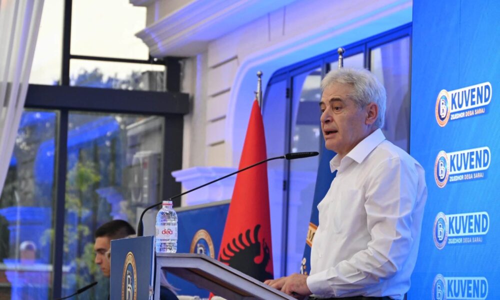 ali-ahmeti-saraji-deshmoi-se-mbetet-bastion-i-fuqishem-i-organizimit-tone-politik