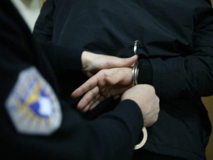 policia-e-kosoves-arreston-nje-person-te-kerkuar-ne-prishtine