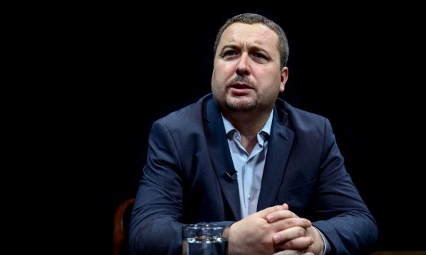 blerim-latifi-jemi-shtet-pa-helikoptere-ushtarake-por-kjo-s-na-ka-penguar-t-ua-kallxojme-vendin-atyre-qe-na-ruajne