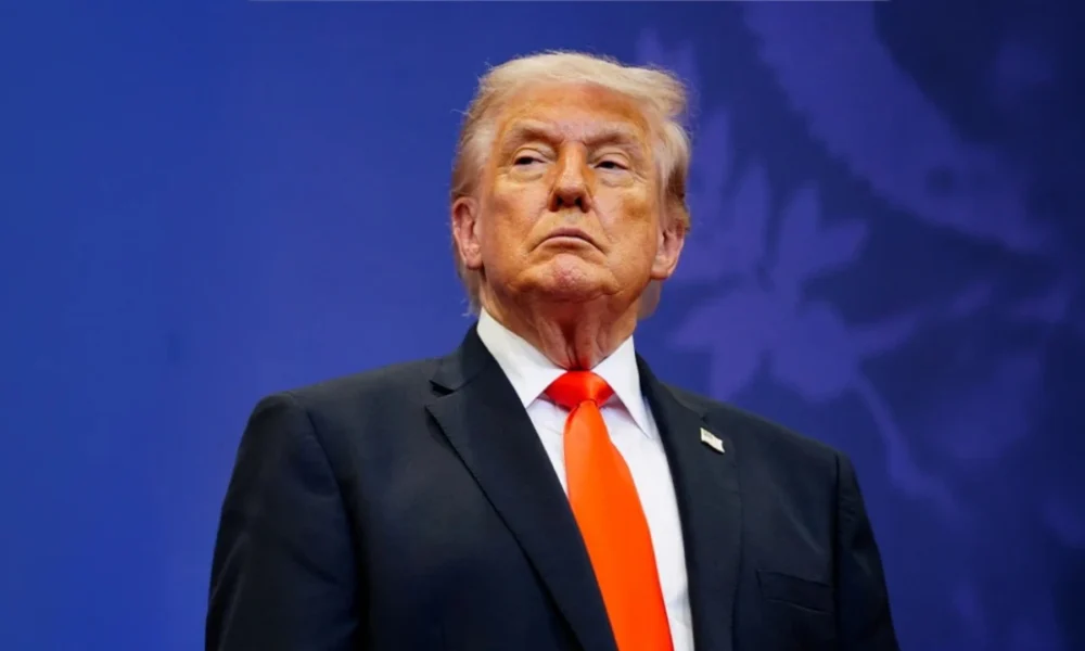 Trump rrit tonet ndaj Iranit  Bombardimet mund të rifillojnë