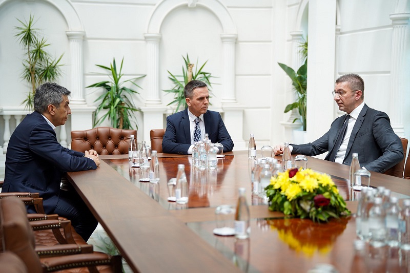 arrihet-marreveshja-keto-jane-6-ministrite-qe-do-te-drejtoj-vlen