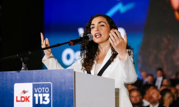 Vjosa Osmani  Kosova s do të ishte ajo që është sot pa gratë  vendi s mund të ecë përpara nëse ato përballen me pengesat që s i meritojnë