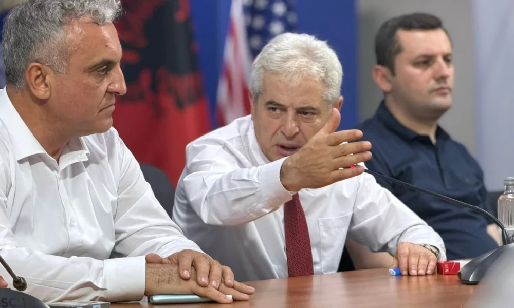 ali-ahmeti-po-e-mendon-terheqjen-nga-politika-kemi-nevoje-te-jetojme-si-qytetare-te-rendomte