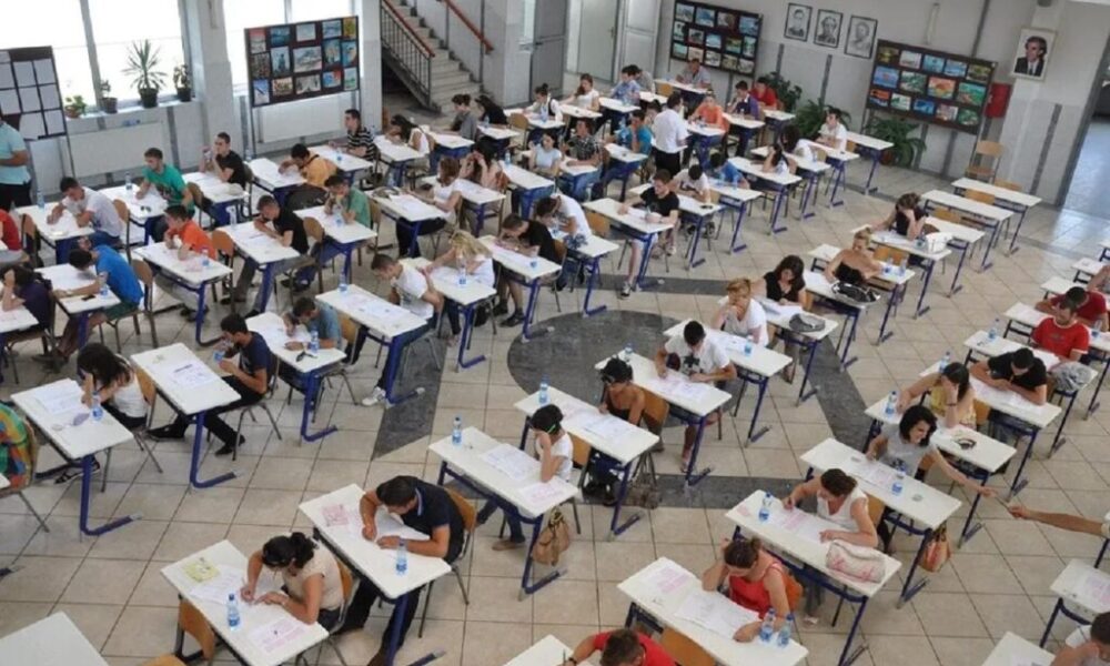 Nesër provimi i fundit i Maturës Shtetërore  Ministrja e Arsimit kërkon respektim të rregullores