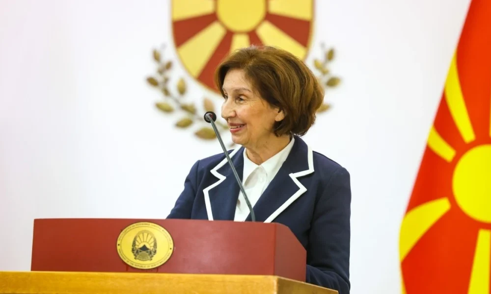 Siljanovska Davkova  Mosmarrëveshjet historike janë humbje kohe  Maqedonia të bëhet pjesë e BE së përmes realizimit të reformave
