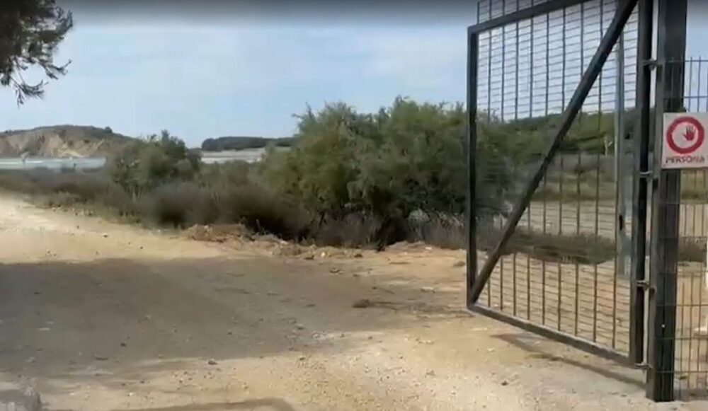 Zvërneci në qetësi  Dyert e kantierit janë të hapura dhe pa roje  rrëmuja politike zhvendoset në Tiranë
