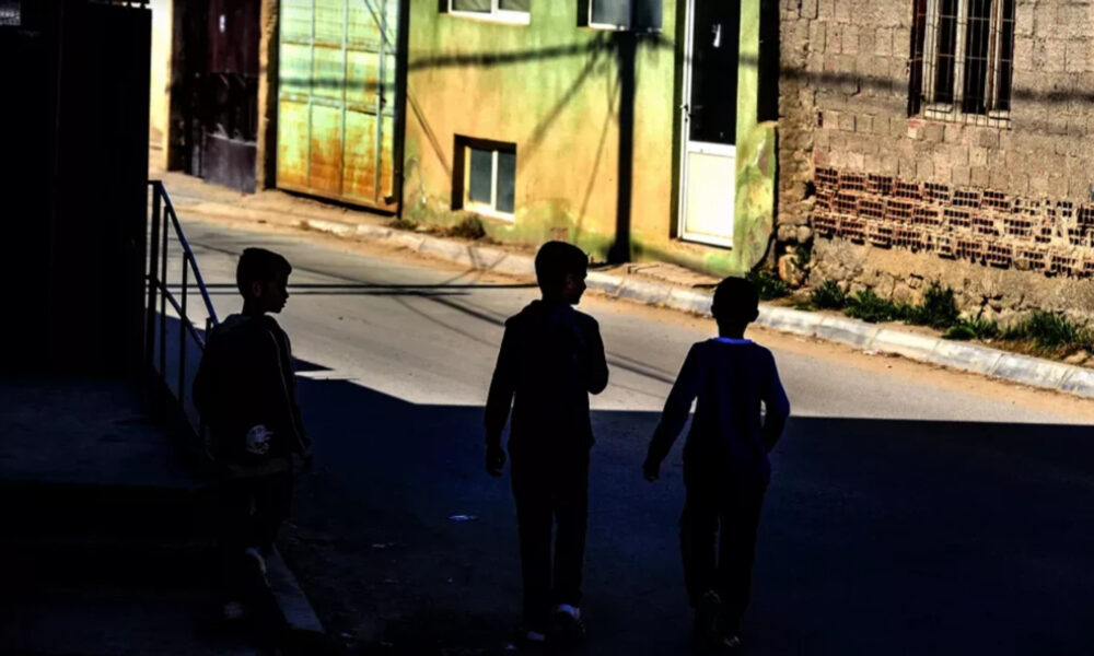 UNICEF  Ajri i ndotur  thatësirat dhe valët e të nxehtit   kërcënimi kryesor për fëmijët në Maqedoni
