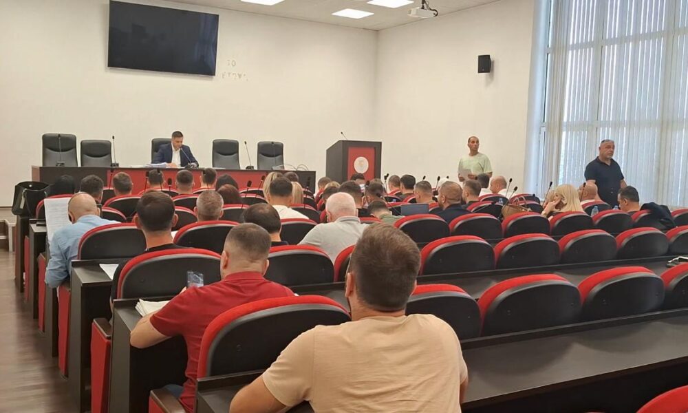 Debat në Këshillin e Tetovës  VLEN pranon kërkesën e BDI së për emrat