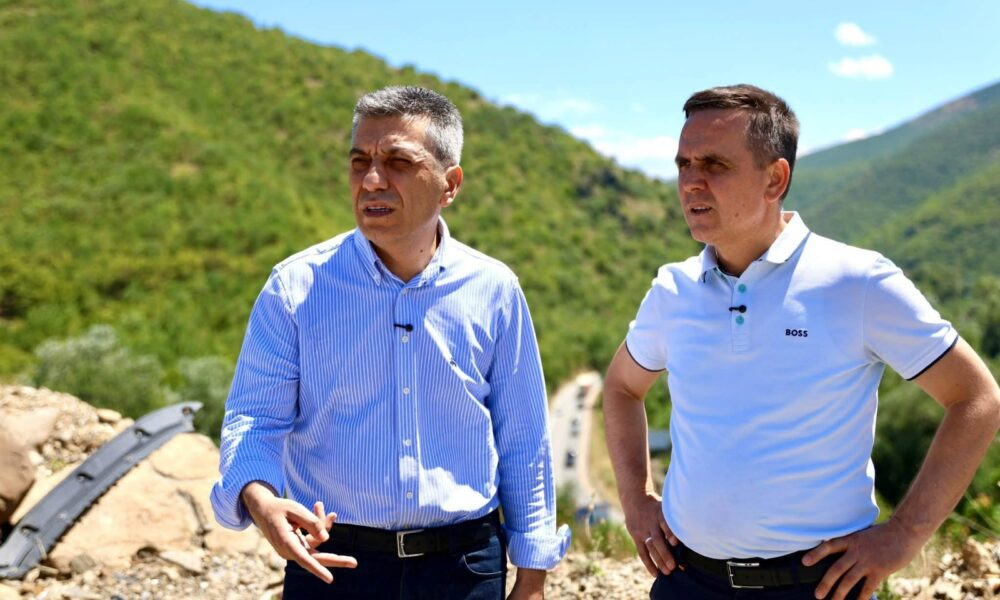 Kasami  Krerët e VLEN nesër për kafe midis Tiranës
