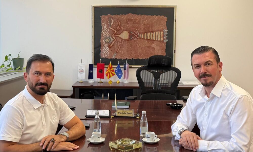 Mustafa Dauti pret në takim biznesmenin dhe Konsullin e Nderit të Malit të Zi në Turqi  Naser Alim