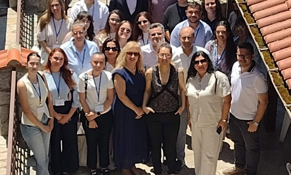 Studentë dhe profesorë të Universitetit të Tetovës marrin pjesë në edicionin e 10 të të Shkollës së Ohrit për të Drejtën Natyrore