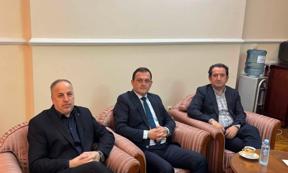 Zejnullah u bë ministër  Adnan Azizi e uron  Komuniteti turk tani ka një adresë të qartë në Qeveri