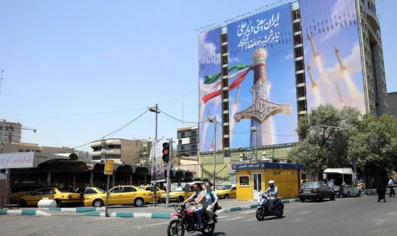 Sulmet amerikane godasin infrastrukturën energjetike të Iranit  Teherani u kërkon qytetarëve të ulin konsumin e energjisë