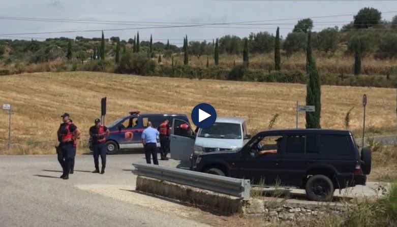 VIDEO   Në kërkim të Nertil Buzit  RENEA  blindon  pikat kyçe të Roskovecit  dalin pamjet
