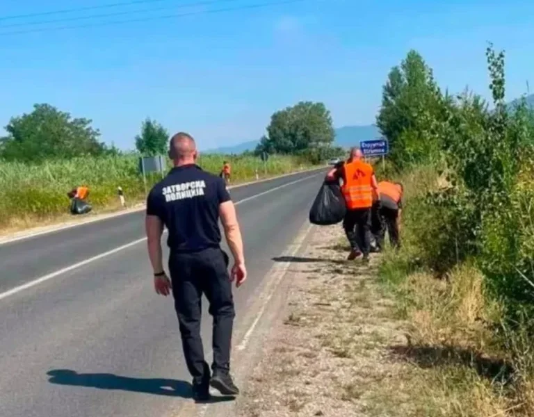 Të dënuarit në Maqedoni angazhohen për shtatë ditë në pastrimin e rrugëve kryesore dhe rajonale