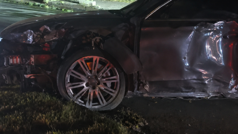 Aksident i rëndë në Tetovë  vetura me shpejtësi të madhe përplas tre automjete   disa të lënduar  VIDEO 