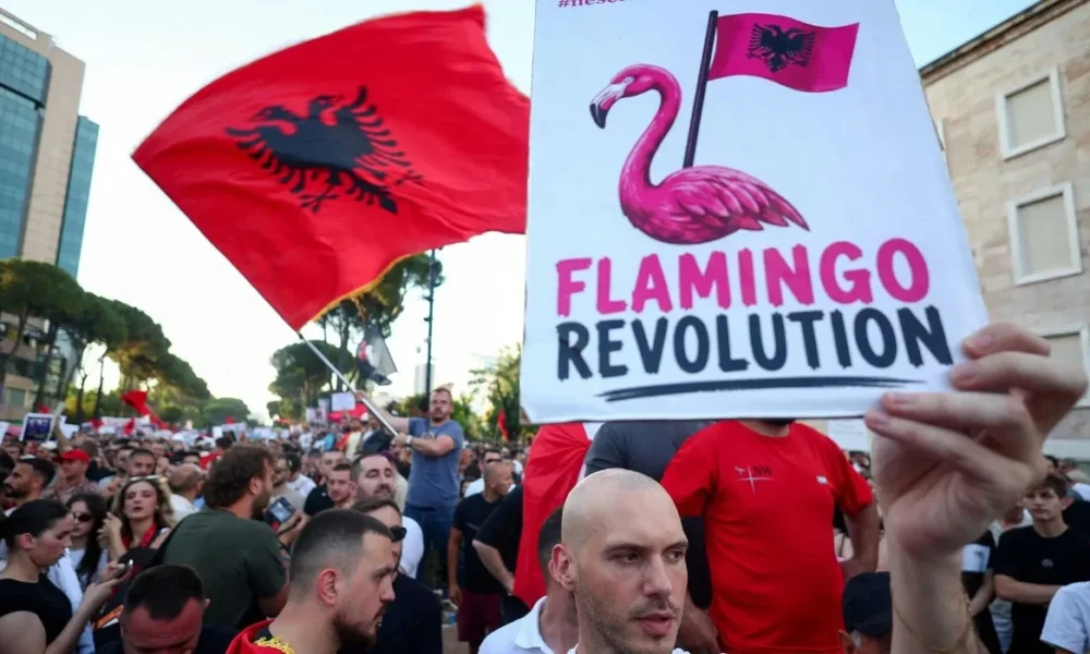 Protestat godasin turizmin në Shqipëri  ministri Gonxhja  Humbëm 97 mijë vizitorë nga tregjet kryesore