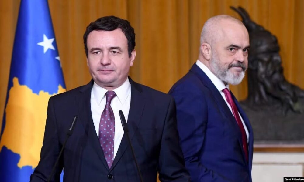  Nuk luaj rolin e babait   Rama flet për Kurtin