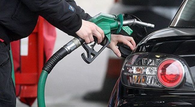 Nga mesnata sonte  dizeli 94 denarë ndërsa benzina ngjitet në 90 denarë