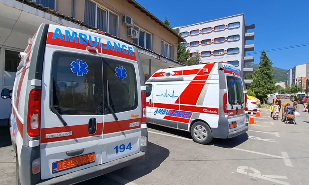 Temperaturat e larta shtojnë thirrjet në shërbimet emergjente