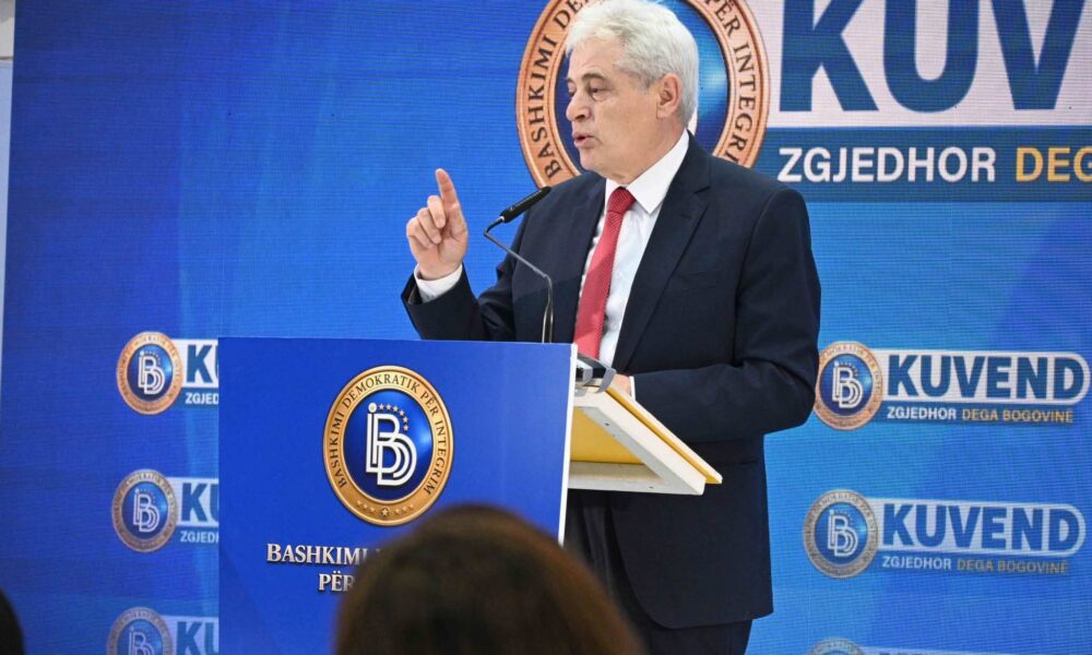 Ahmeti  Ne fituam edhe luftën edhe politikën