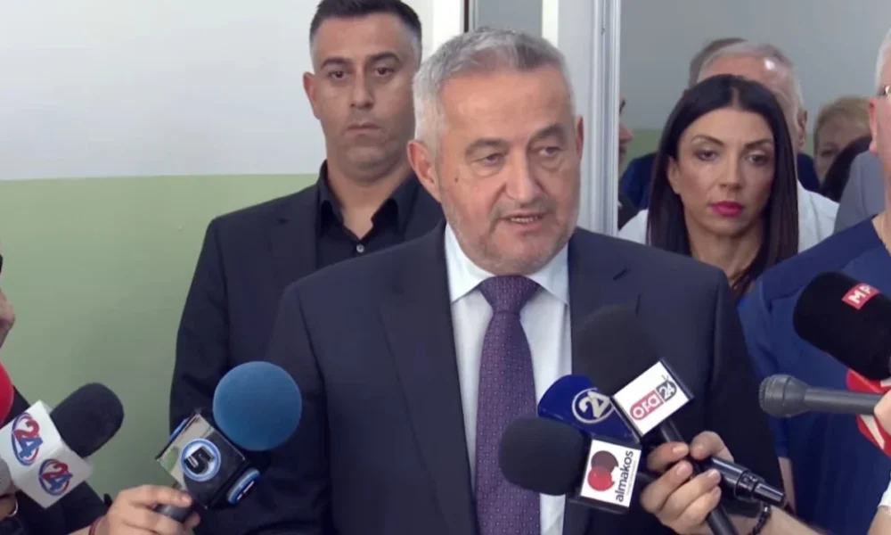 infektiva-liron-pacientet-e-helmuar-nga-ushqimi-19-prej-tyre-rezultuan-me-salmonelle