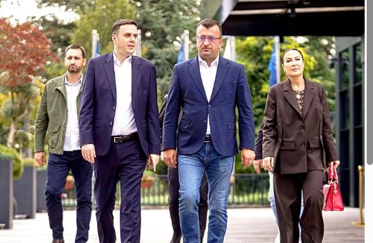 dorezohen-nenshkrimet-per-kuvend-te-jashtezakonshem-ne-ldk