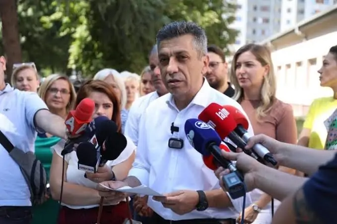 Mexhiti  Çarshia do t i shijojë tingujt e muzikës klasike  operës  flamenkos dhe serenatave korçare