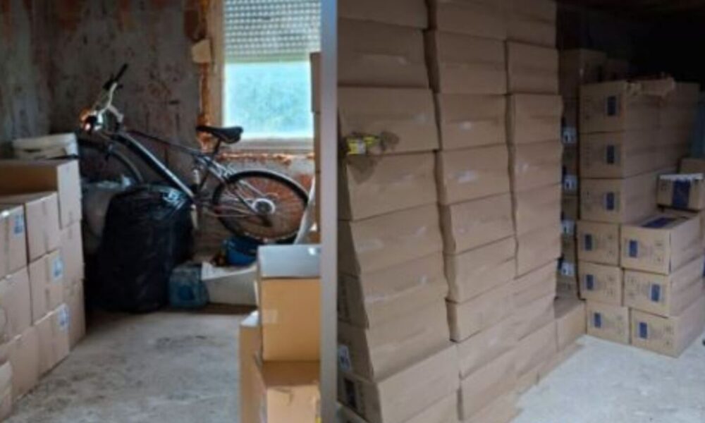 Goditet kontrabanda në Bërnjak  sekuestrohen mbi 5 mijë boksa cigare dhe dy automjete