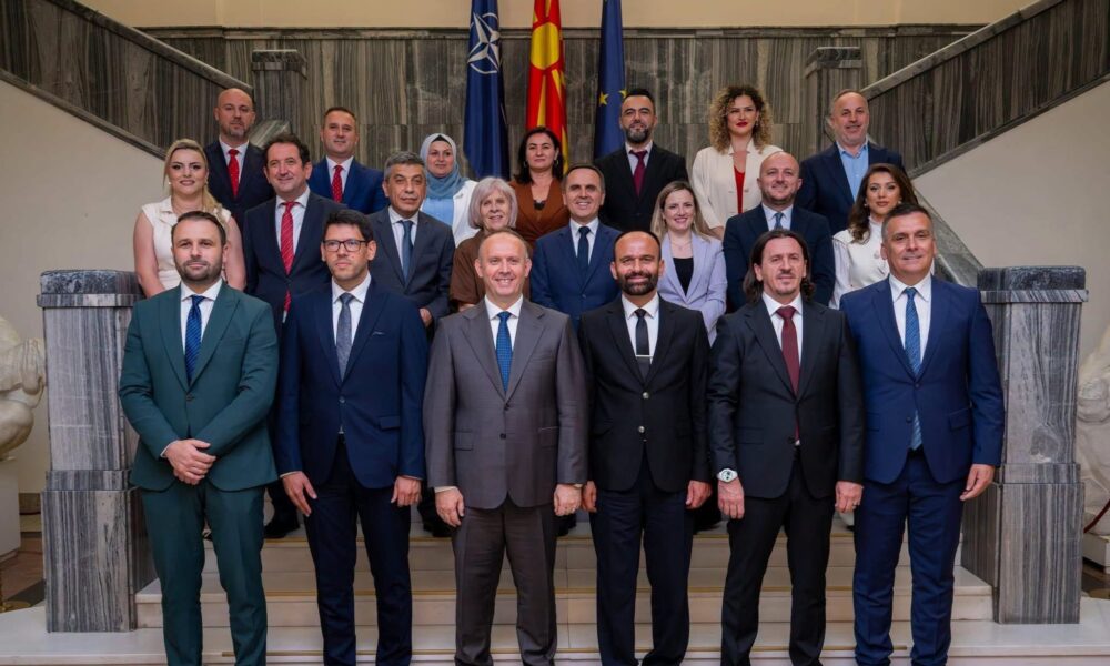 bekim-sali-vlen-po-forcon-ekipin-qeveritar-me-kuadro-te-pergatitura