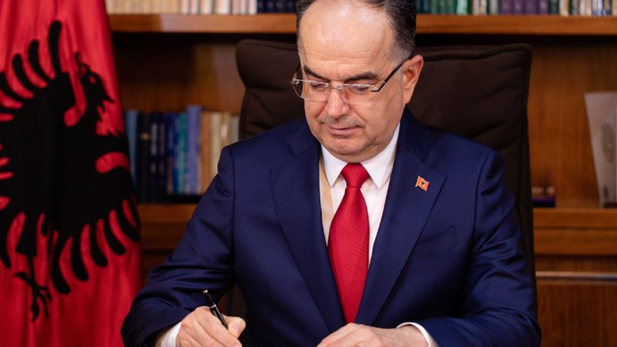 Financimi për fushën e mbrojtjes  Presidenti Begaj dekreton marrëveshjen e huasë me SHBA