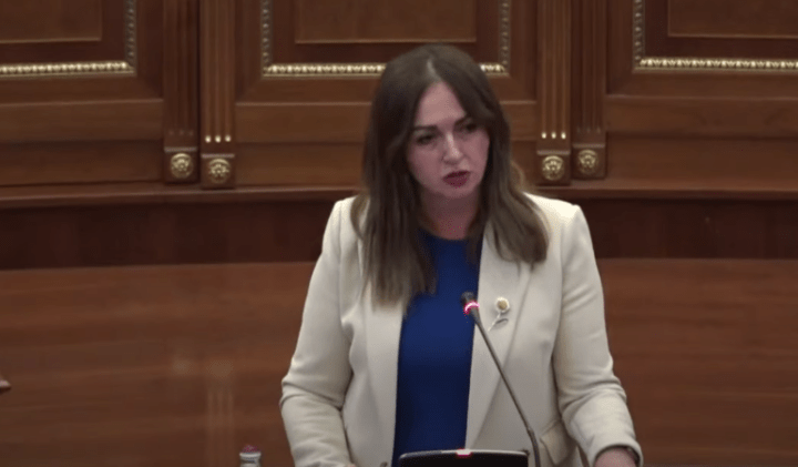 Marshi i 12 shtatorit para vendimit të Hagës  Nagavci  Duhet të jemi unik