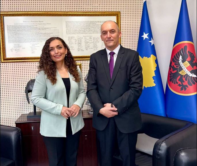 Osmani për Bekim Sejdiun  Profesionist i dëshmuar njeri me integritet dhe figurë që e njeh nga afër shtetin