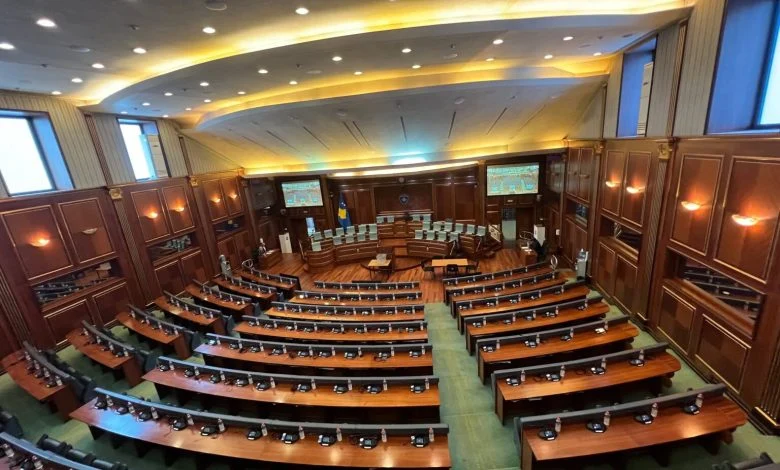 Sot konstituohet Kuvendi  deputetët e legjislaturës së XI të mblidhen për herë të parë