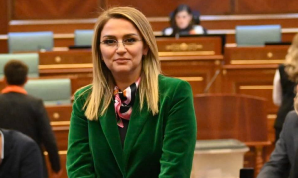 shqipe-selimi-kushtetuta-ishte-e-njejte-edhe-me-2014-kur-pdk-nuk-thirri-seance-per-183-dite-pa-marreveshje