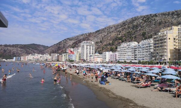 E rëndë në Shëngjin  gjendet pa shenja jete në ujë një 18 vjeçar nga Kosova