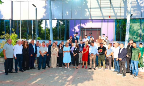  Nuk kemi gjak për të shkelur   PDK dhe Aleanca i bëjnë thirrje Kurtit të zhbllokojë institucionet