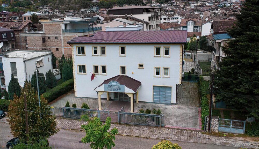 myftinia-e-tetoves-reagon-per-ngjarjen-ne-llace-ben-thirrje-per-qetesi-dhe-unitet