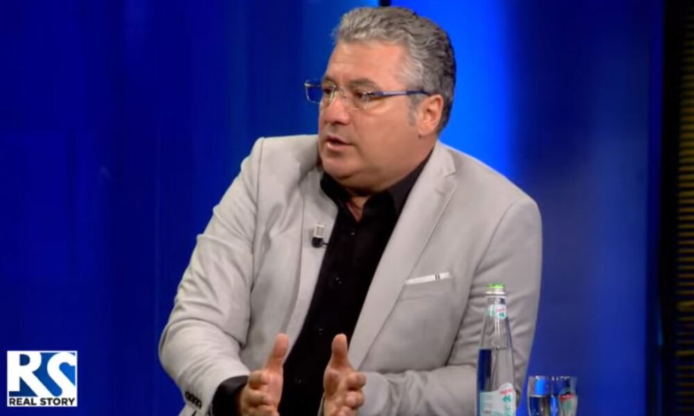 persona-te-paidentifikuar-kane-dhunuar-gjate-protestes-policia-te-beje-detyren-aktivistja-sidorela-vatnikaj-asnje-incident-s-mund-te-na-percaje-rama-ne-burg-berisha-ne-burg