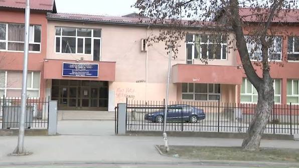 Nxënësit shqiptarë shumicë në shkollat fillore në Butel të Shkupit  TABELA 