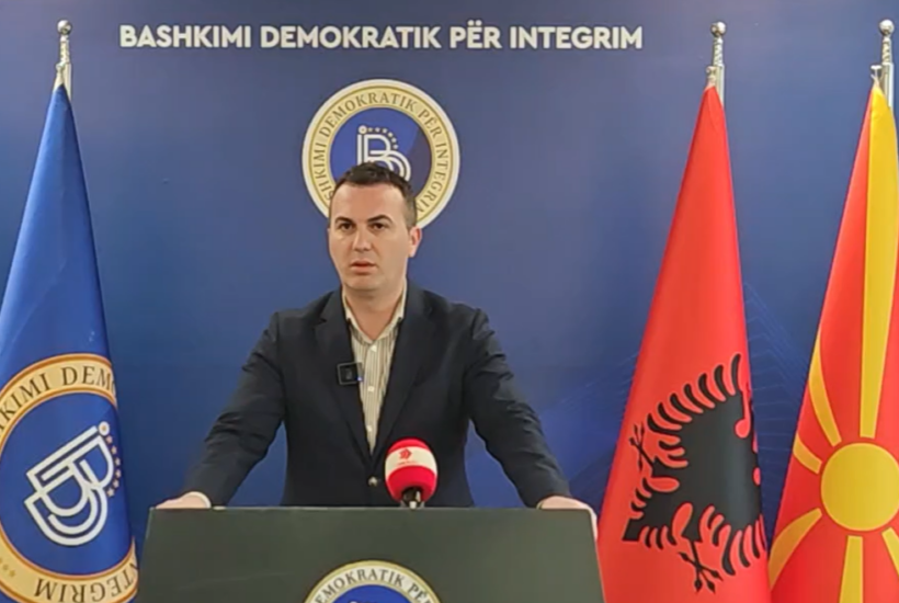 Ademi  Ndryshimi i vërtetë mban vulën e mbretit Ali Ahmeti