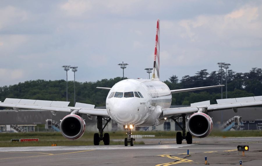 Lufta ndryshon turizmin Konflikti në Lindjen e Mesme dëmton fluturimet dhe rrit kërkesën për Europën