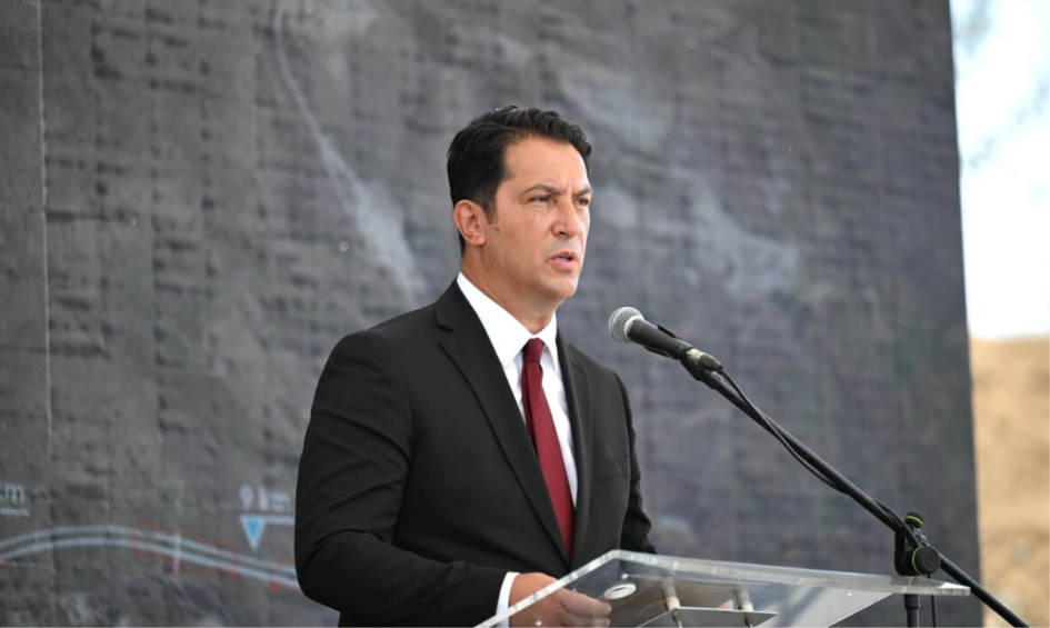 nis-ndertimi-i-autostrades-shkup-bllace-mickoski-i-lumtur-qe-punimet-do-t-i-kryej-nje-kompani-maqedonase