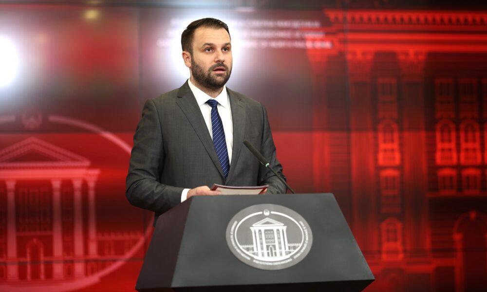 Durmishi   Shporta Shkollore  ul çmimet deri më 15   mbrojmë buxhetin e familjeve