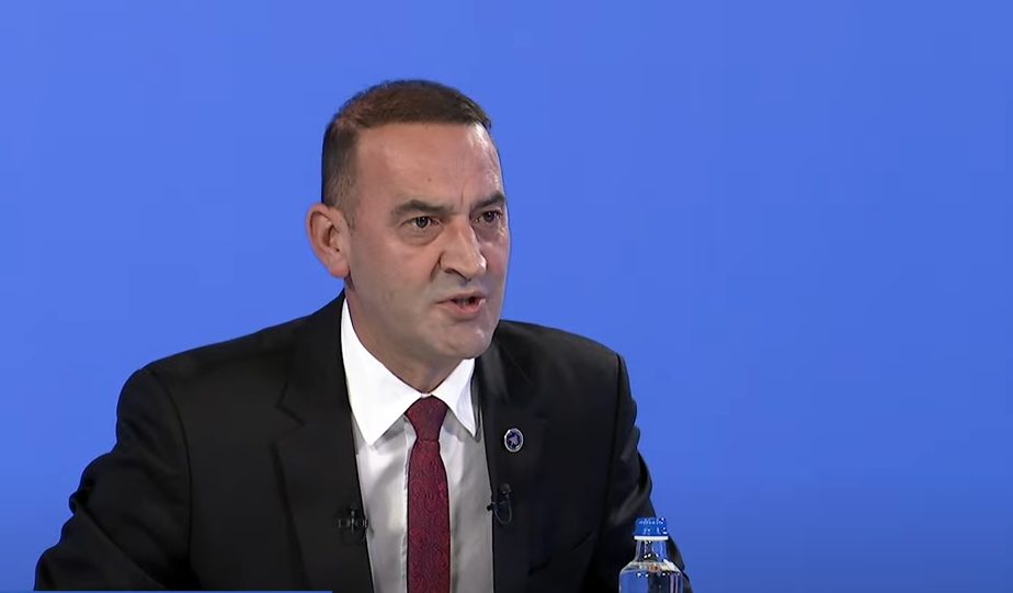 Daut Haradinaj ngre alarmin  Kosova i shet qymyr Maqedonisë së Veriut  ndërsa prej saj blen rrymë