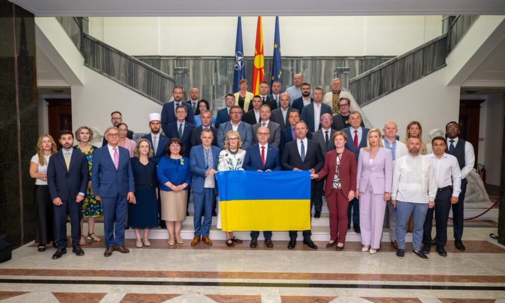 vlen-bojkoton-ukrainen-pas-deklaratave-te-zelenskyt-per-kosoven