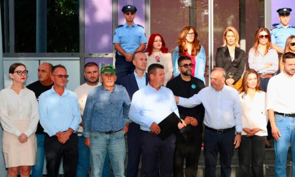 s-ka-shitje-shalqiri-e-speci-po-u-mbeten-ne-ara-fermereve-ne-rahovec-kerkohet-nderhyrje-urgjente