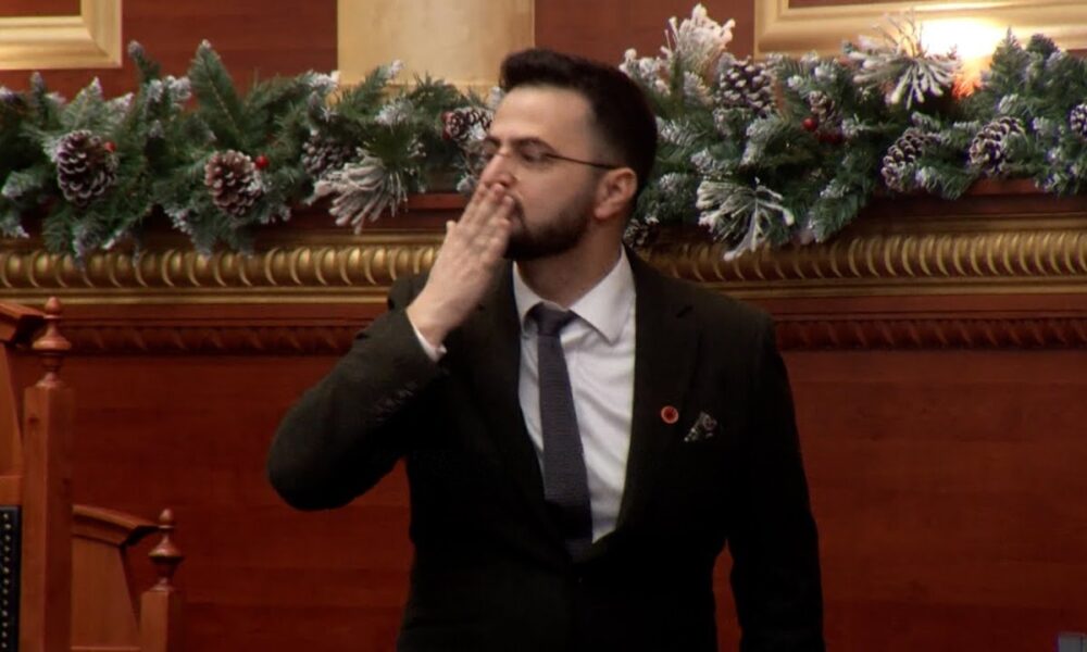 PD vë  në provë  Shabanin  i kërkon të hetojë  Smart City   Ja përgjigja për selinë blu