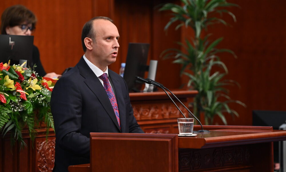 Gashi uron  Ilindenin   Kjo ditë na bashkon rreth vlerave mbi të cilat është ndërtuar shteti