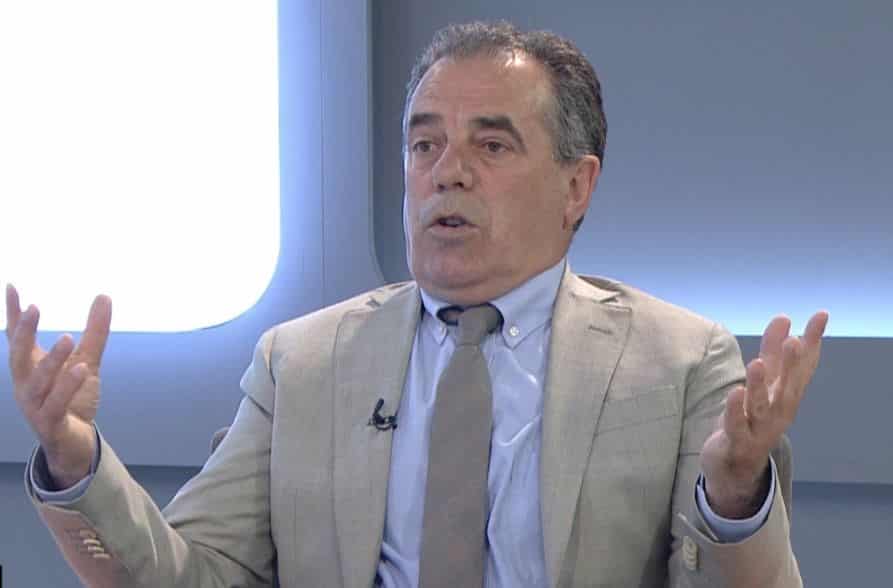 Matoshi  Kurti s po mundohet fare ta bëjë presidentin  dëshiron ta çojë vendin në zgjedhje